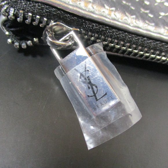 YSL YVES SAINT LAURENT BEAUTE SILVER ARGENT STARS MAKEUP/COSMETIC BAG/POUCH NEW - Picture 4 of 4